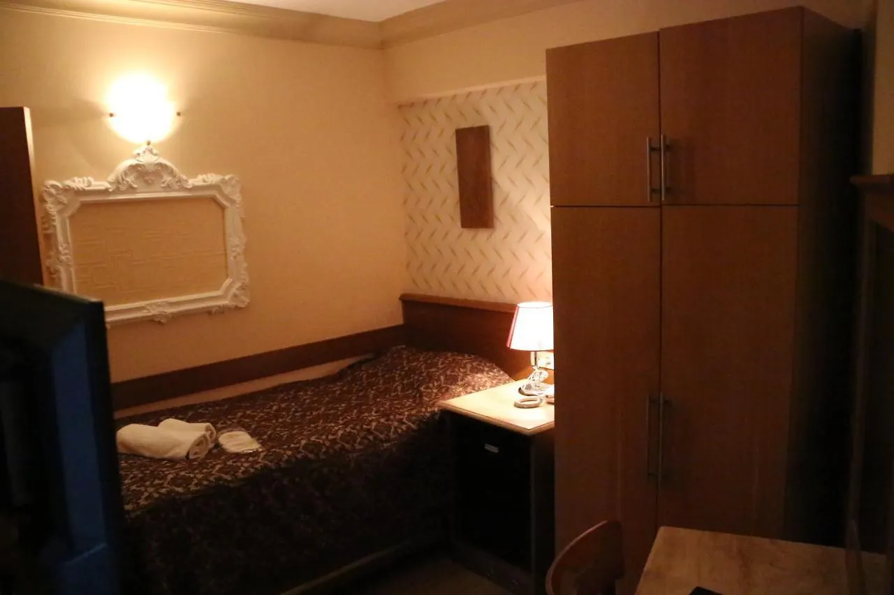 Grand Peninsula Hotel Estambul 2*,