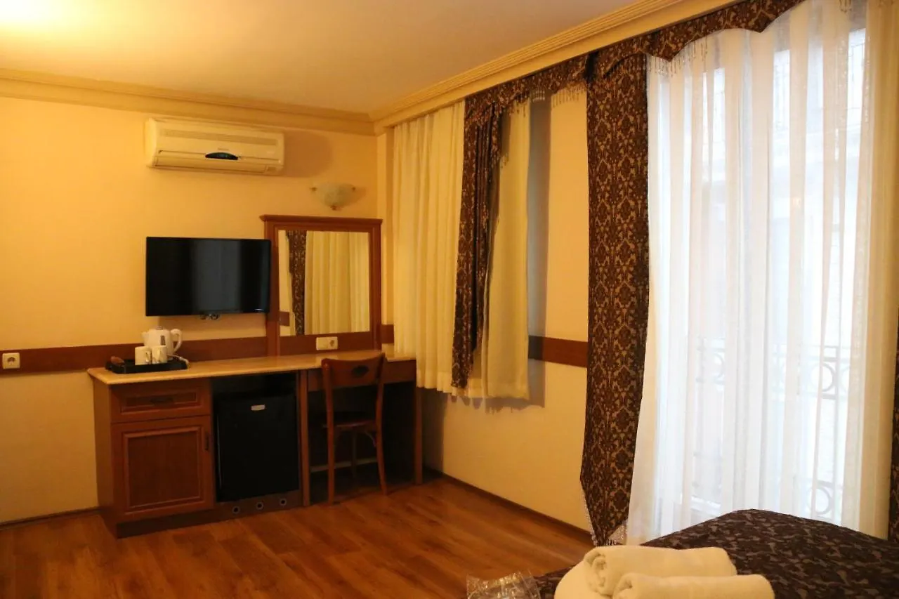 **  Grand Peninsula Hotel Estambul Turquía