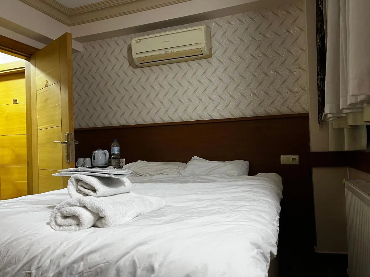 Grand Peninsula Hotel Estambul 2*,