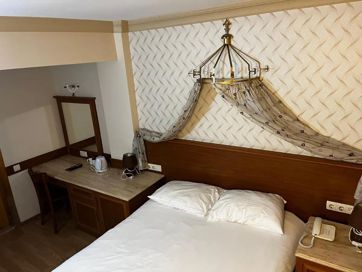 **  Grand Peninsula Hotel İstanbul Türkiye